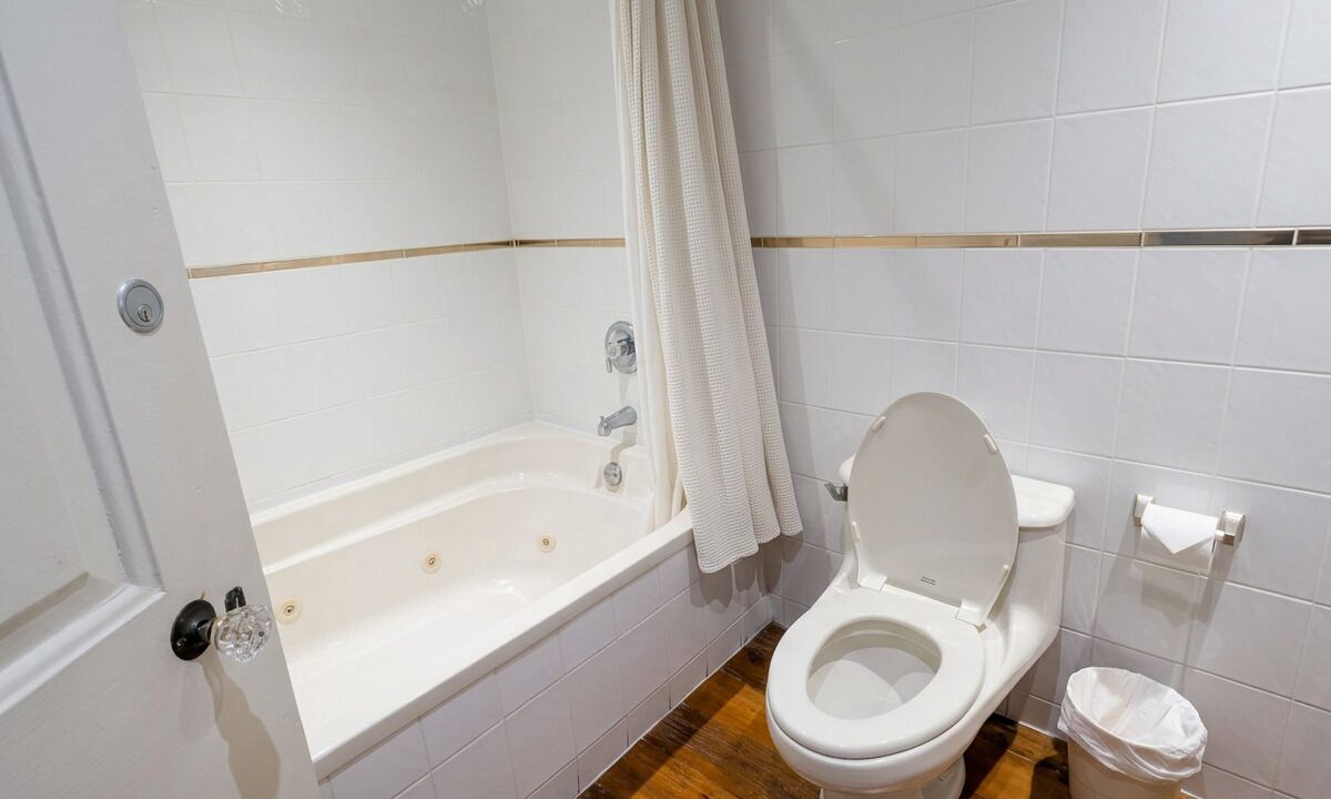 Photo of Bathroom in Fergus