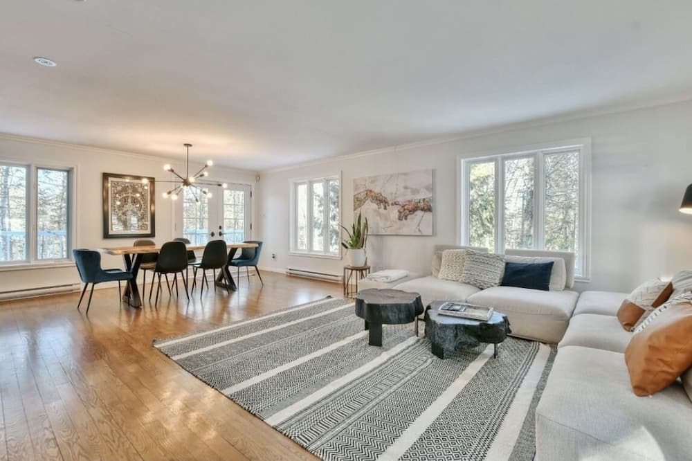 Photo of Livingroom in Piedmont