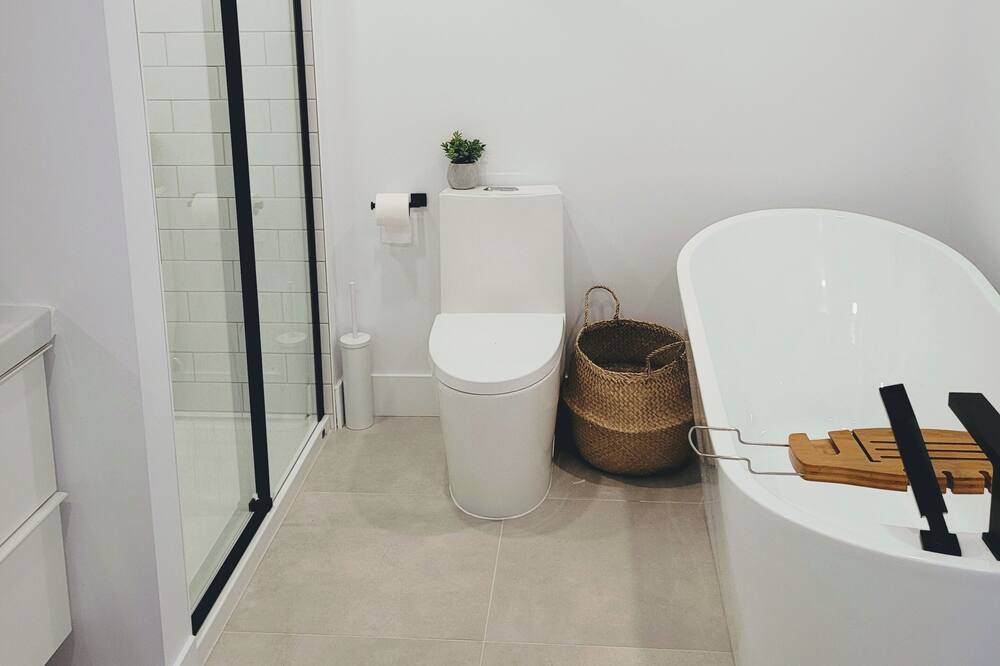 Photo of Bathroom in Ahuntsic