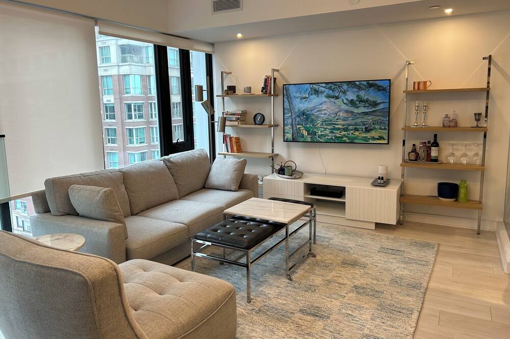 Photo of Livingroom in Midtown Toronto