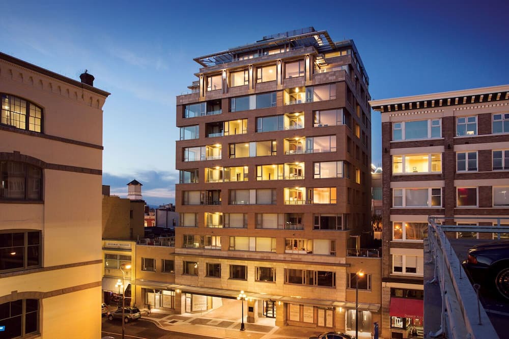 Photo of Outdoor in Downtown Victoria