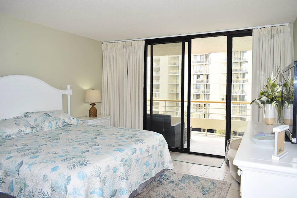 Photo of Bedroom in Briarcliffe Acres