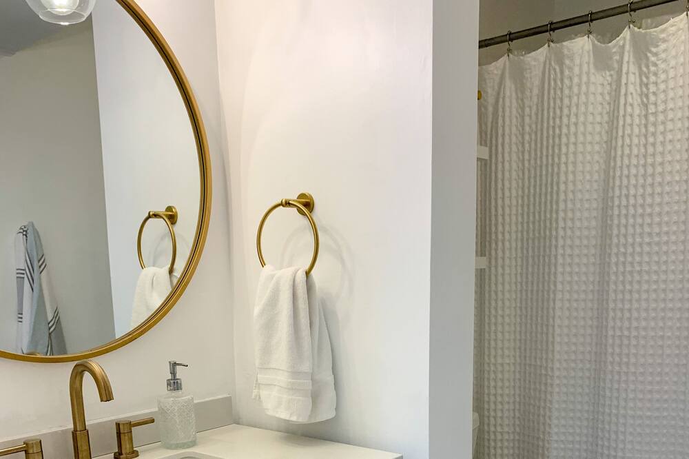 Photo of Bedroom in Briarcliffe Acres