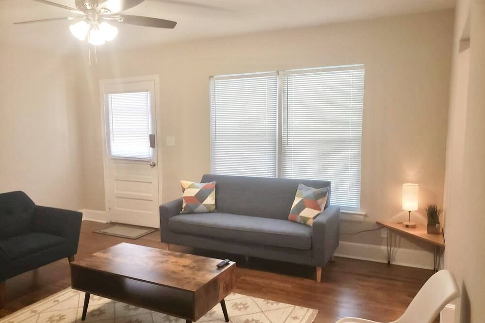 Photo of Livingroom in East Durham