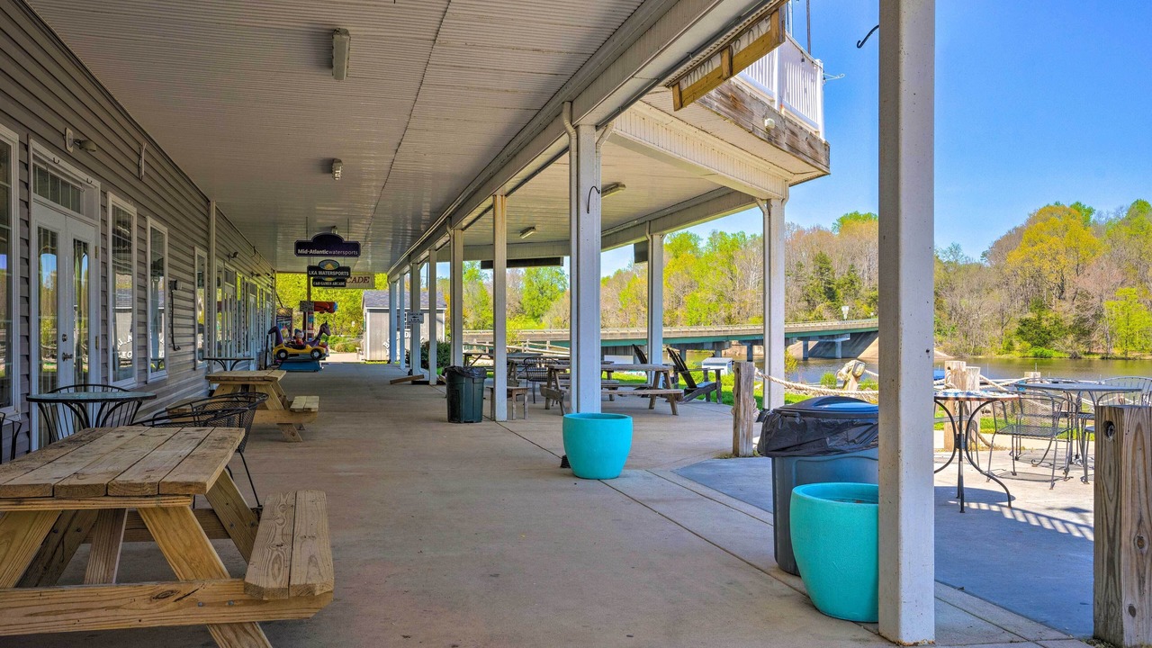 Photo of Patio Balcony in Louisa