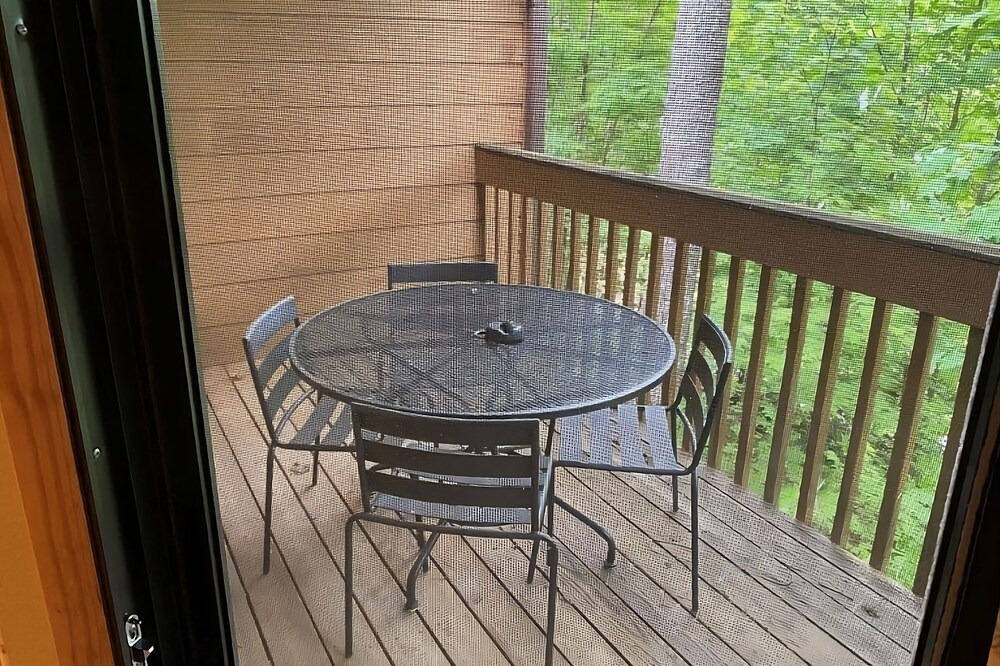 Photo of Patio Balcony in Sapphire