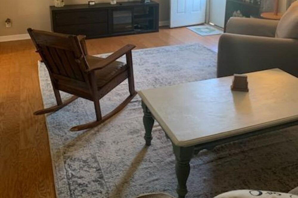 Photo of Livingroom in Hickory