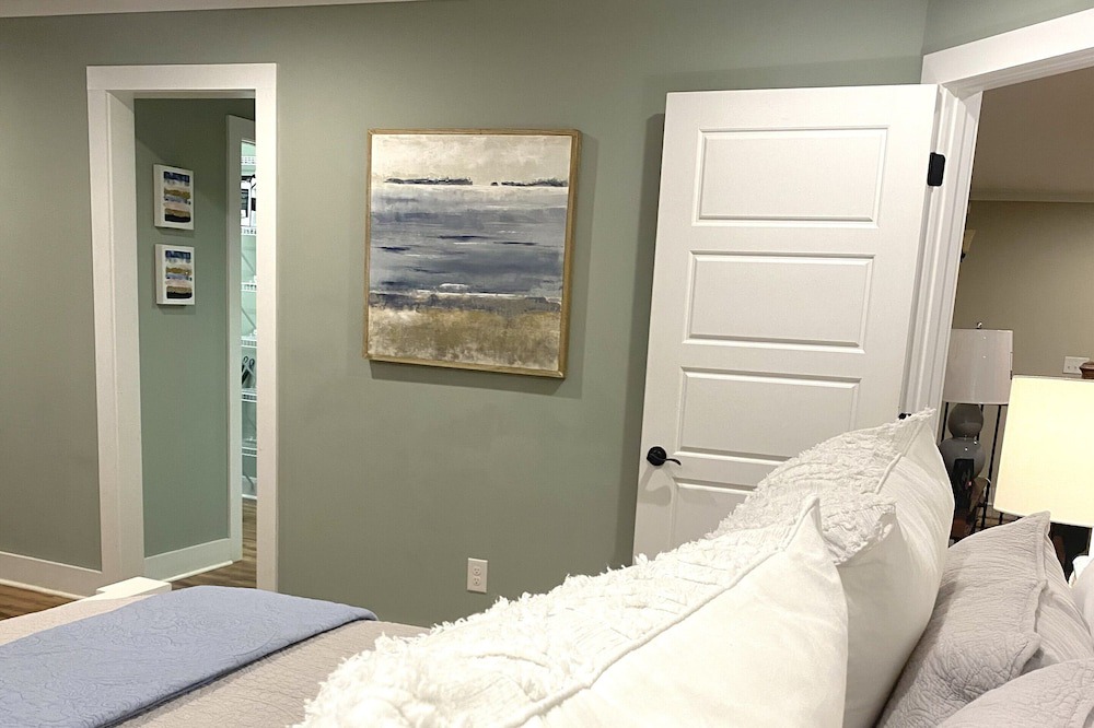 Photo of Bedroom in Lake Secession