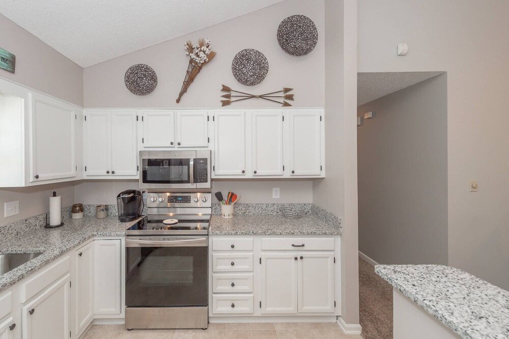 Photo of Bedroom in Ashley Oaks