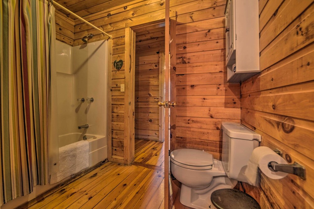 Photo of Bathroom in Springville