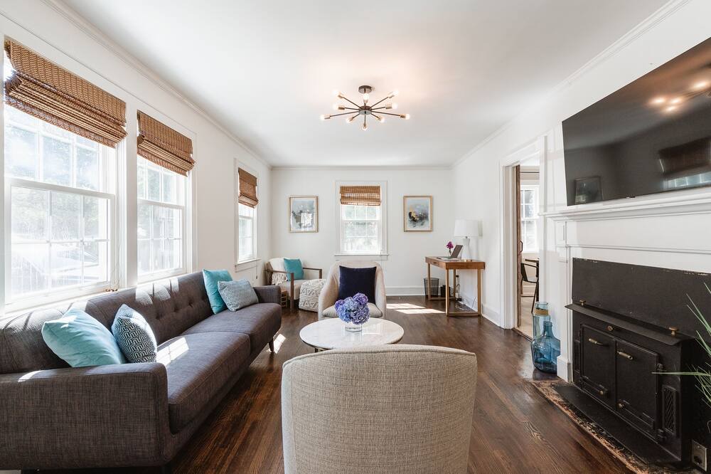 Photo of Livingroom in Greenville