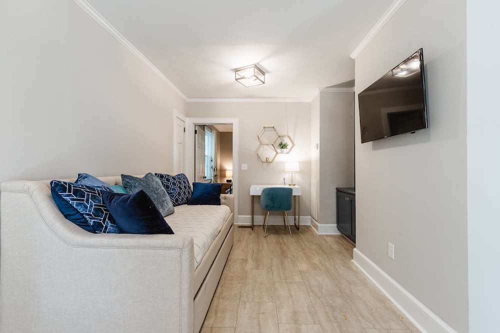 Photo of Livingroom in Greenville