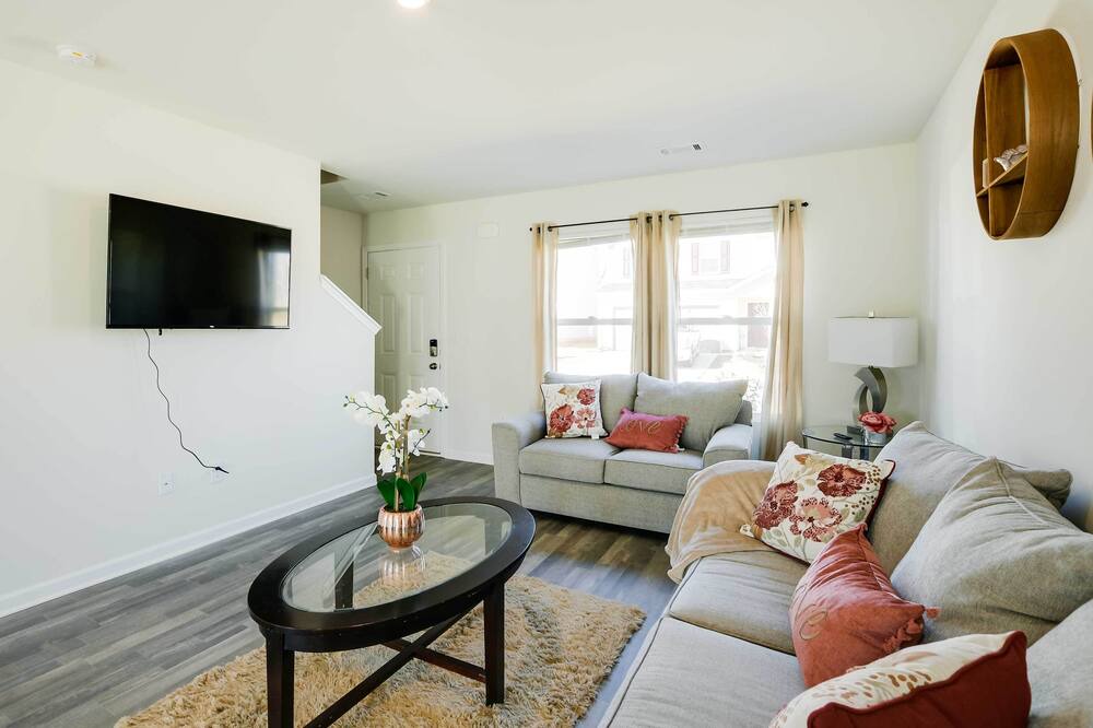 Photo of Livingroom in Conestee