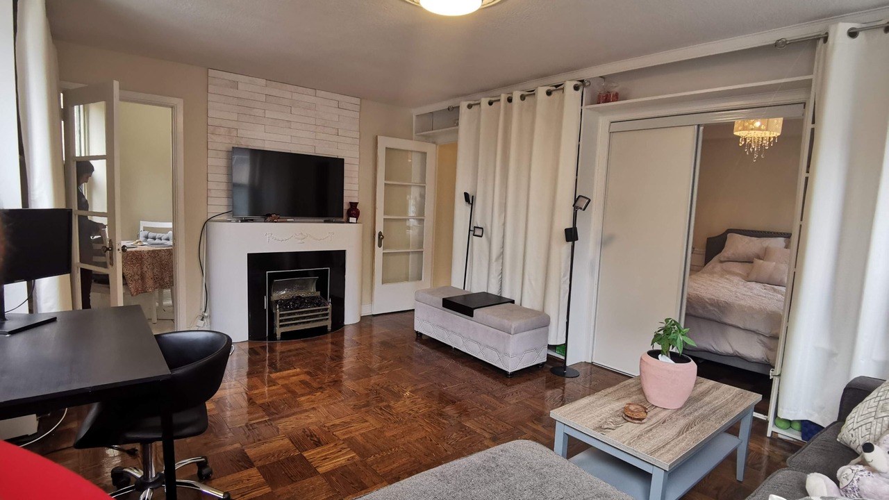 Photo of Livingroom in Midtown Toronto