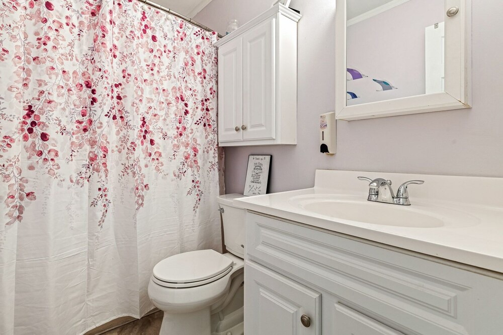 Photo of Bathroom in Colington Harbour