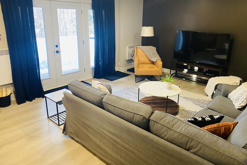 Photo of Livingroom in Piedmont