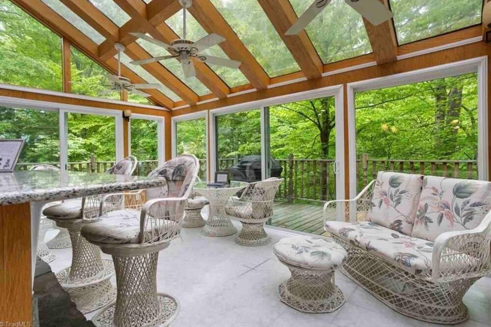 Photo of Patio Balcony in Southmont