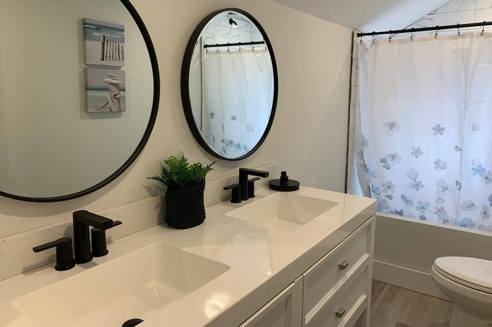 Photo of Bathroom in Wellington
