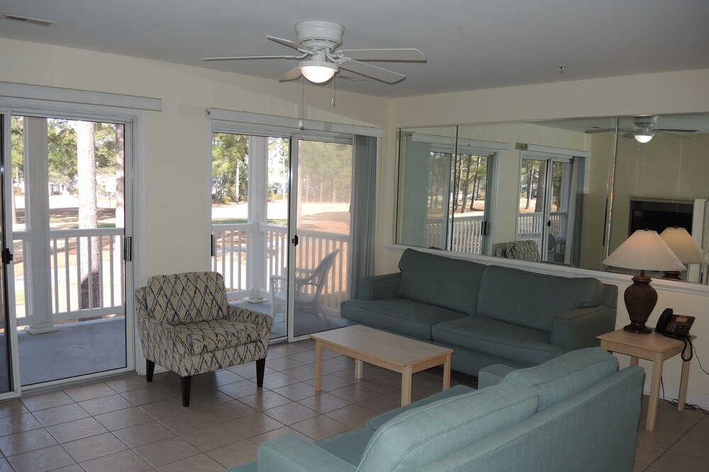 Photo of Livingroom in Calabash
