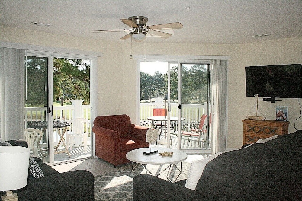 Photo of Livingroom in Calabash