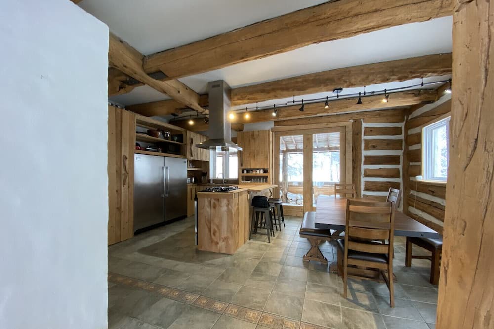 Photo of Kitchen in Val Morin
