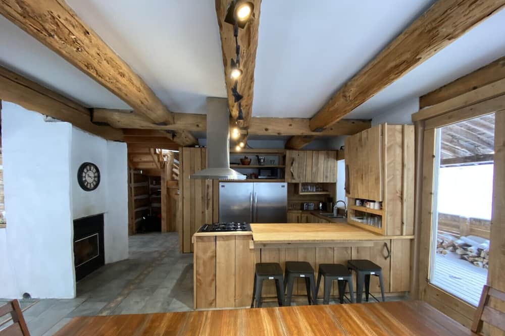 Photo of Kitchen in Val Morin