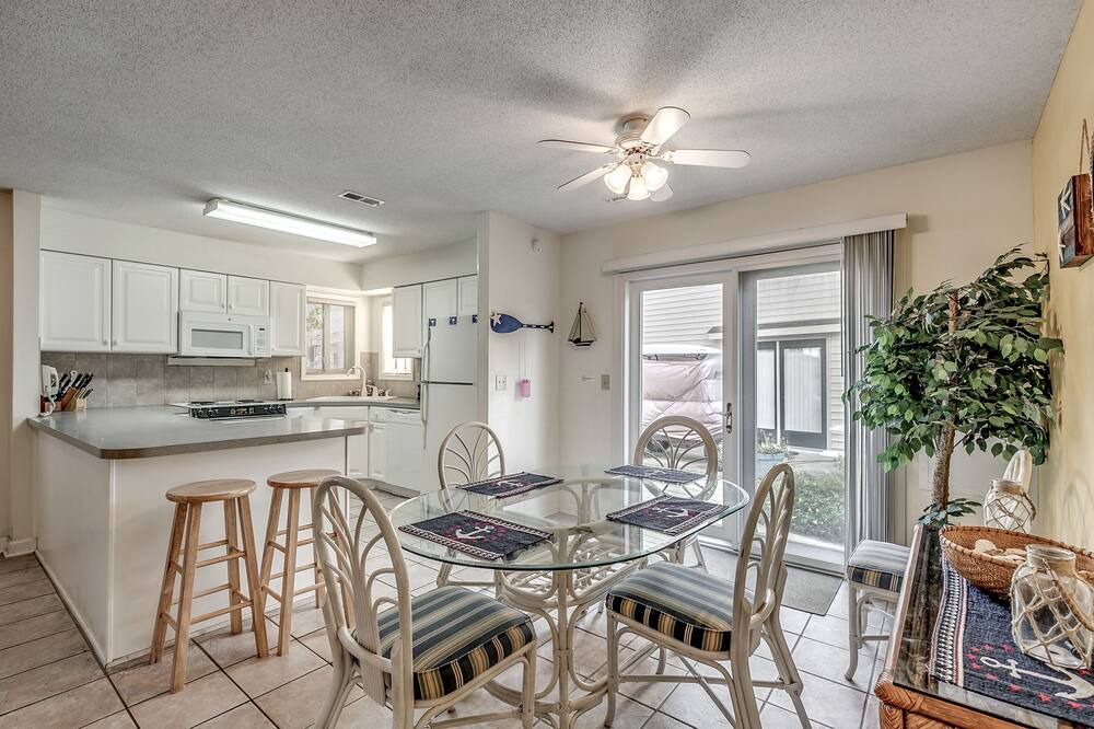 Photo of Kitchen in Ocean Grove
