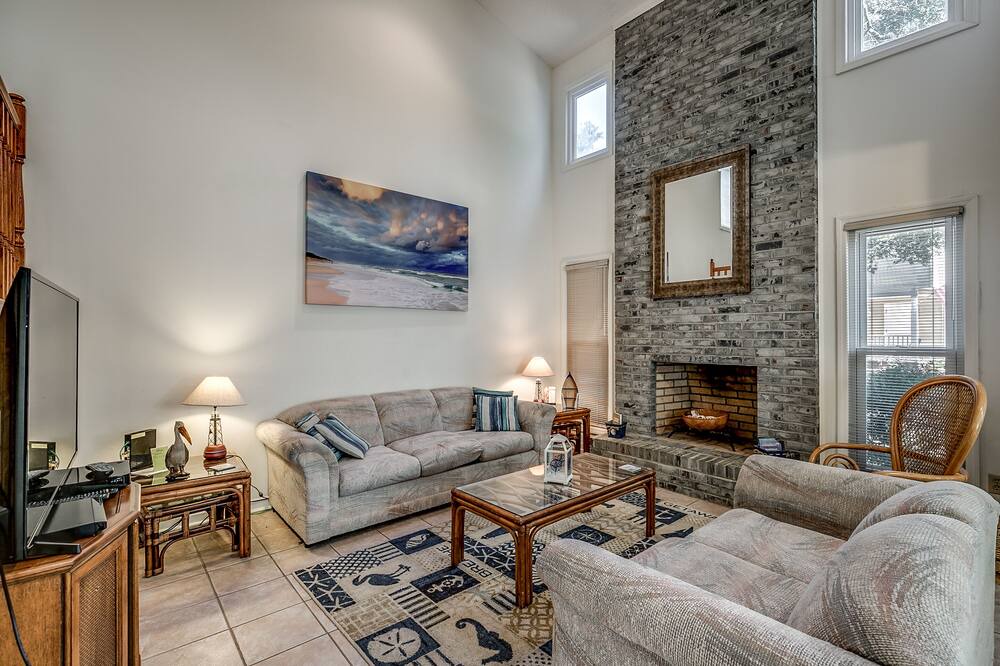 Photo of Livingroom in Ocean Grove