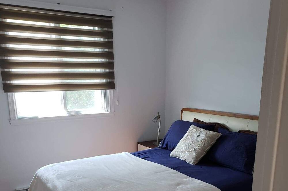 Photo of Bedroom in Saint-Leonard