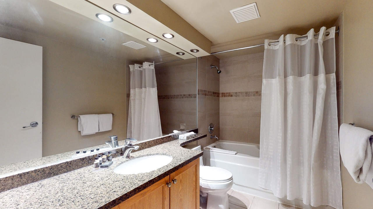 Photo of Bathroom in Upper Village