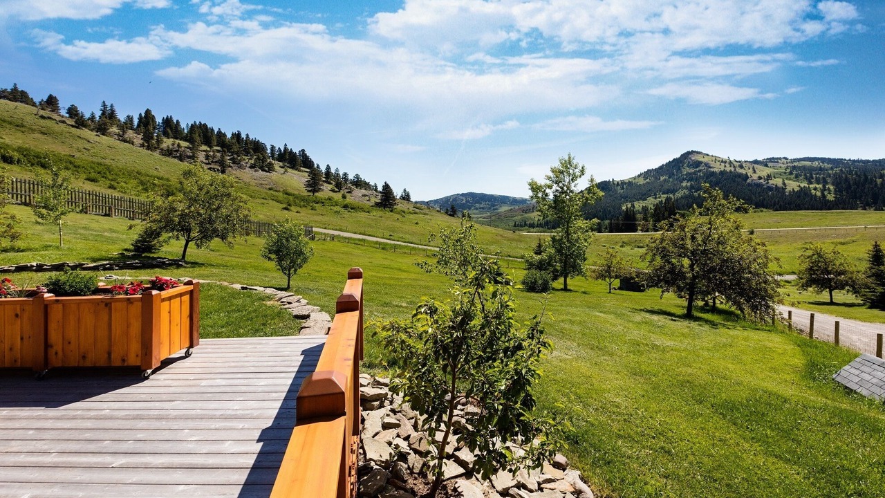 Photo of Outdoor in Beaver Mines