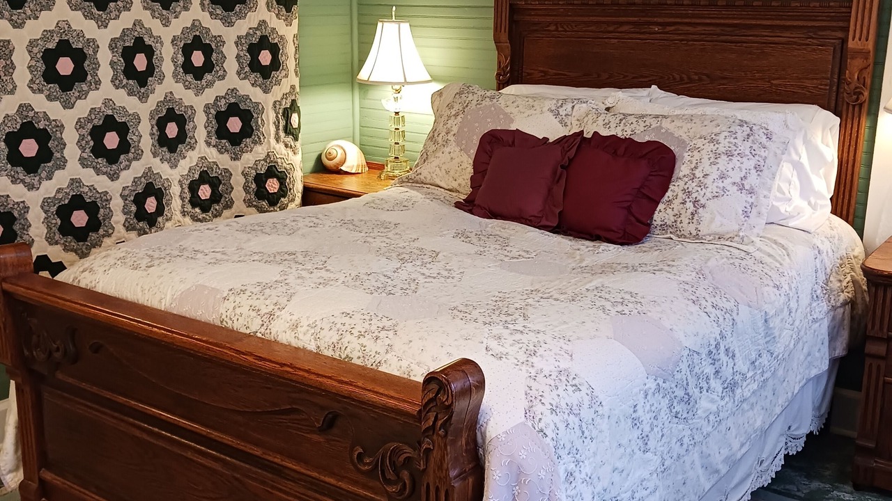Photo of Bedroom in Wanchese