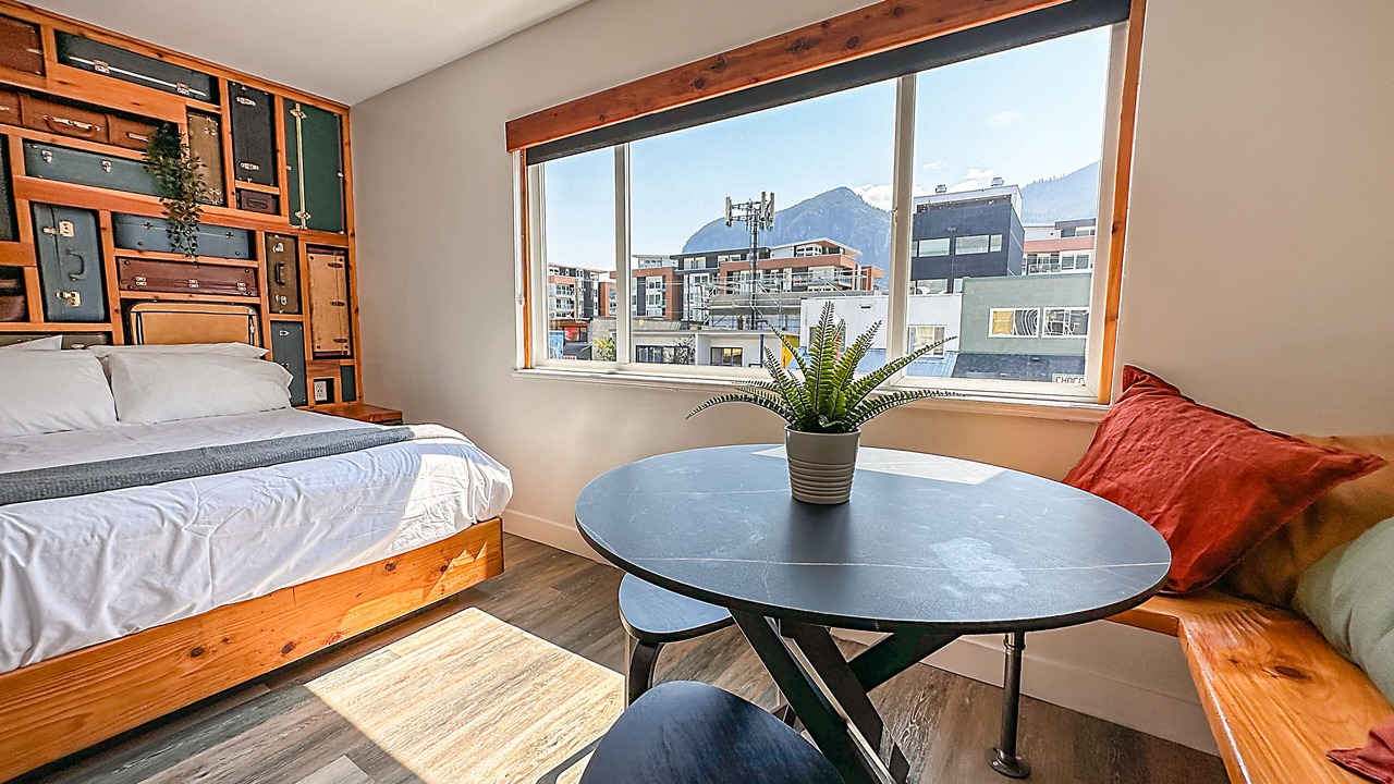 Photo of Bedroom in Downtown Squamish