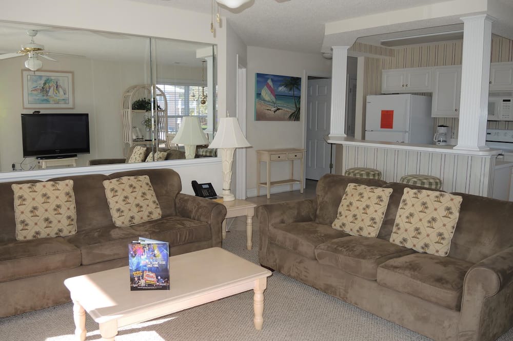 Photo of Livingroom in Calabash