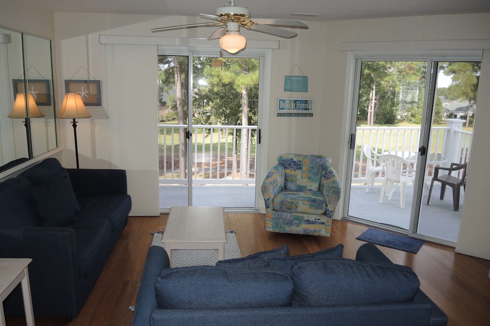 Photo of Livingroom in Calabash