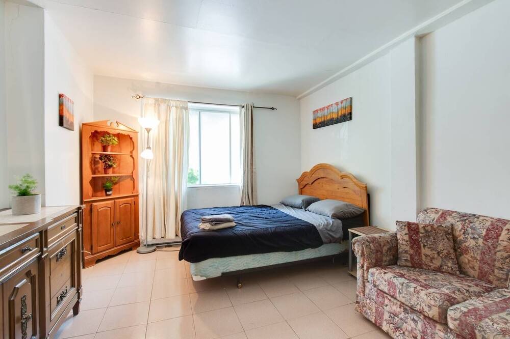 Photo of Bedroom in Ville-Marie
