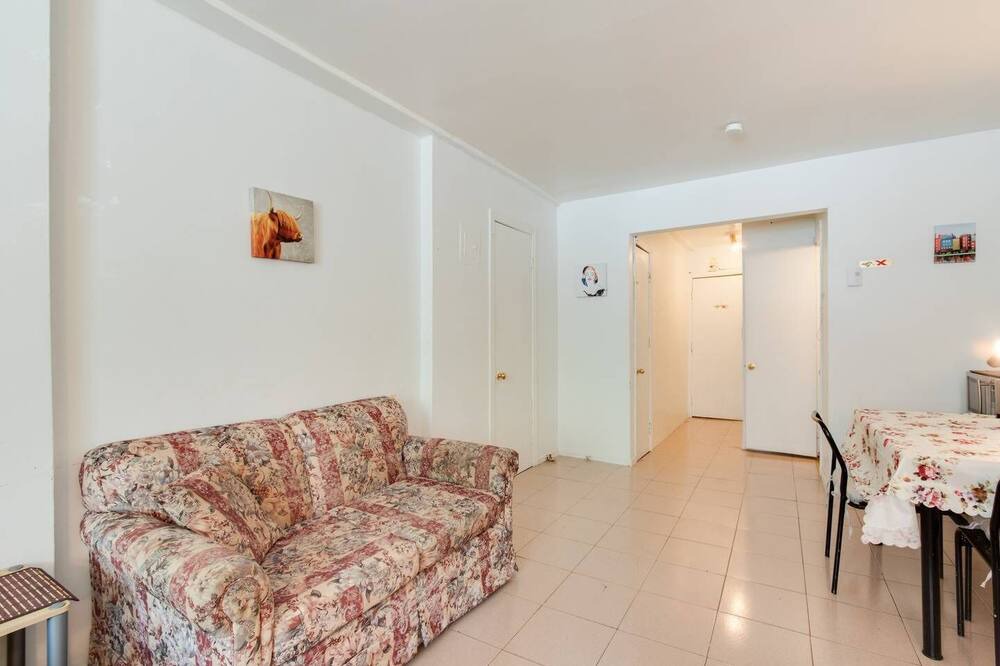 Photo of Livingroom in Ville-Marie