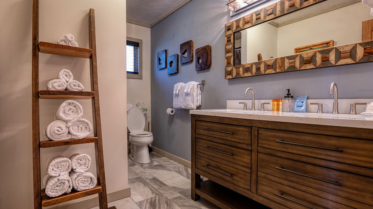 Photo of Bathroom in Topton