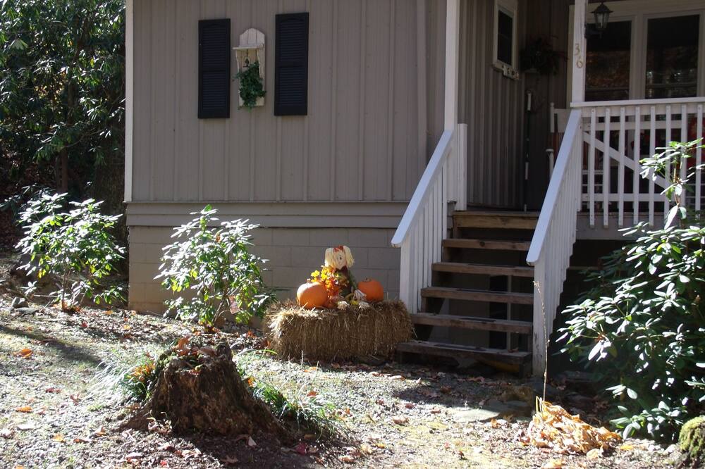 Photo of Others in Maggie Valley