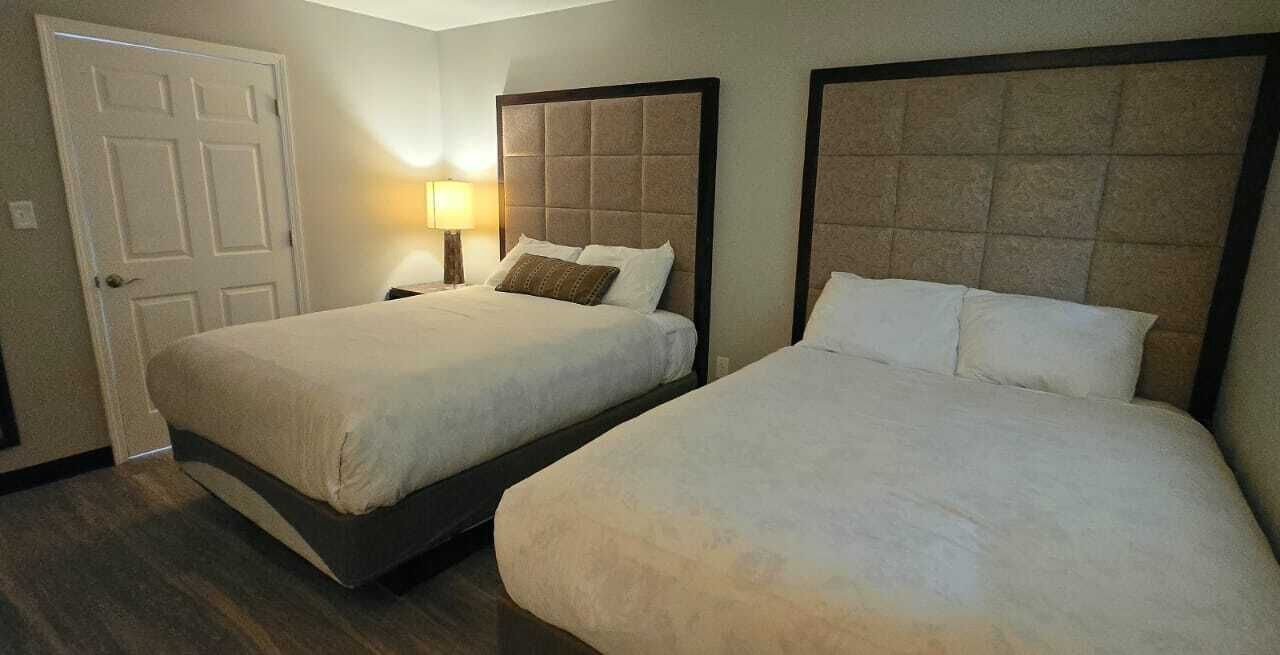 Photo of Bedroom in Redwood