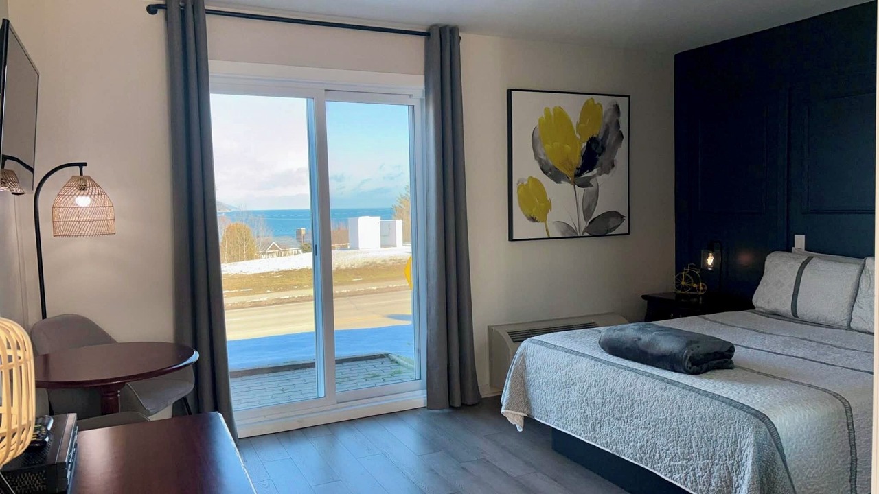 Photo of Bedroom in Pointe-au-Pic