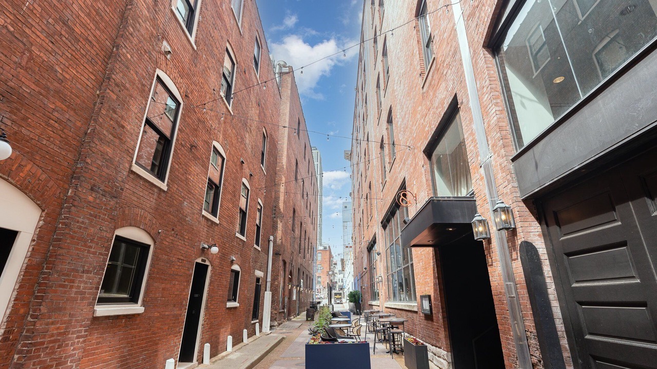 Photo of Others in Downtown Nashville