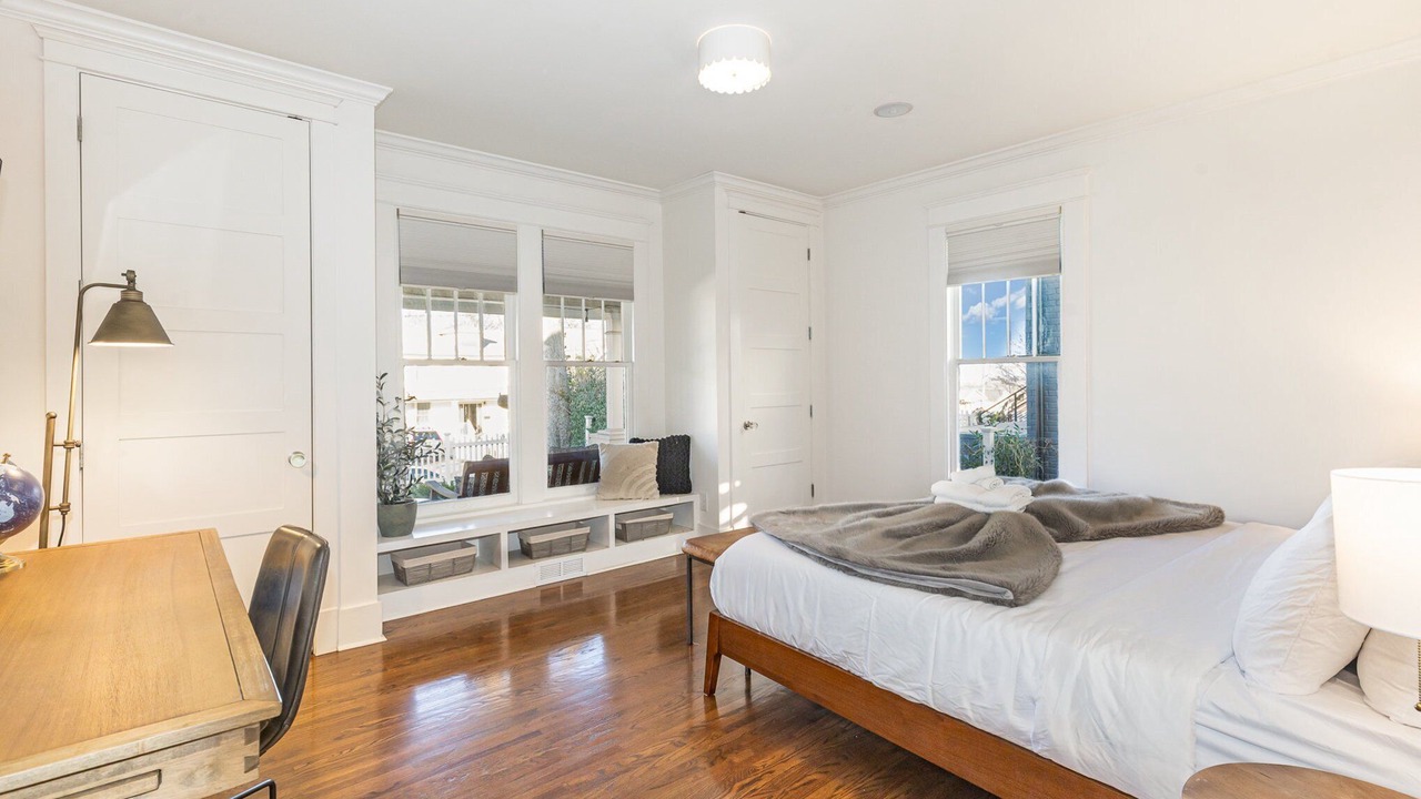 Photo of Others in Nashville