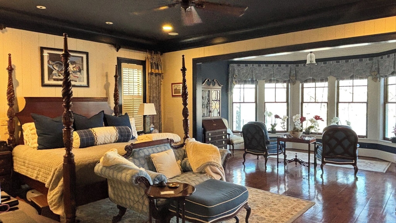 Photo of Livingroom in Evans