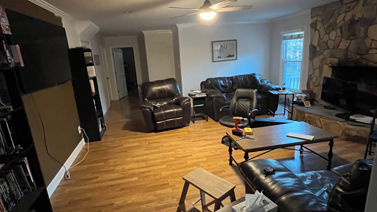 Photo of Livingroom in Paw Creek