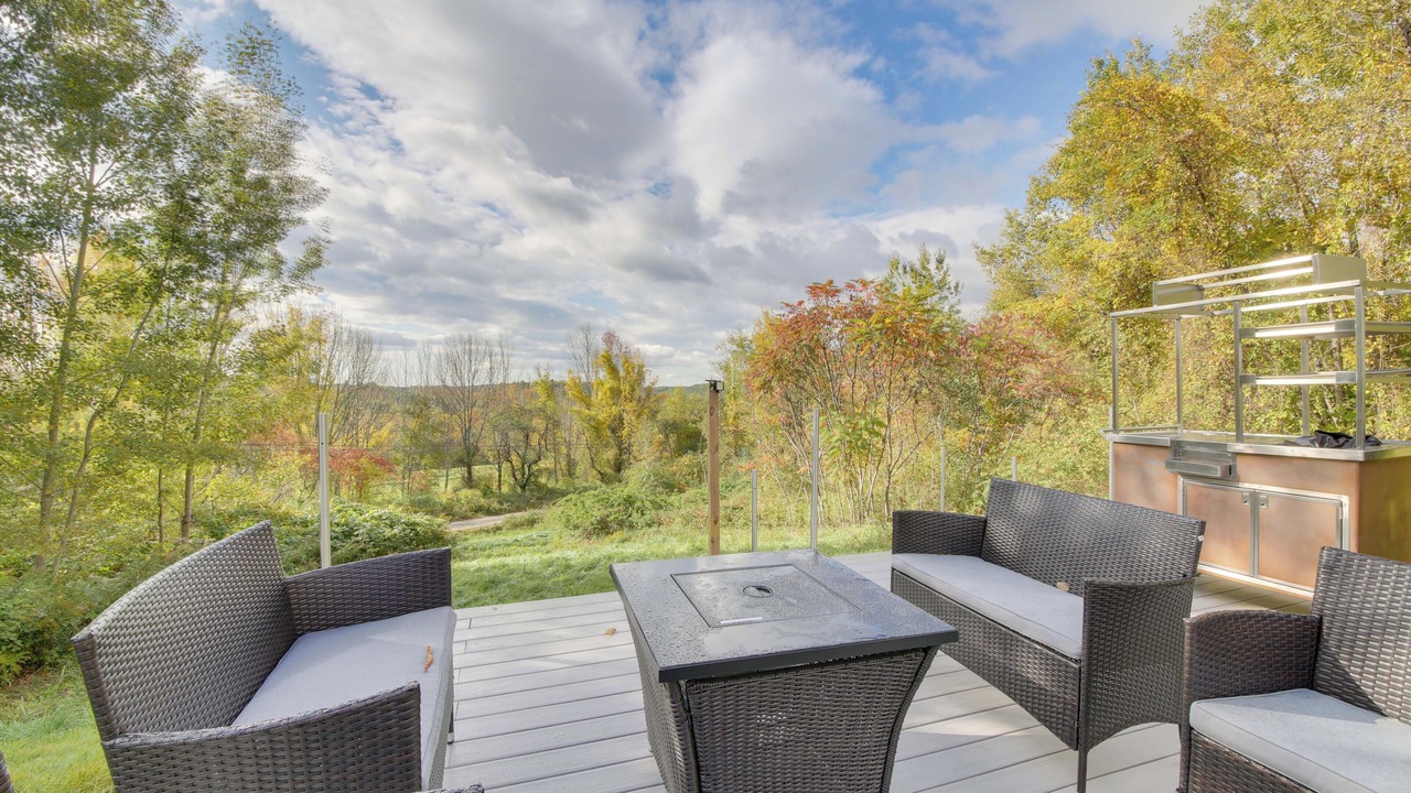Photo of Patio Balcony in Winthrop