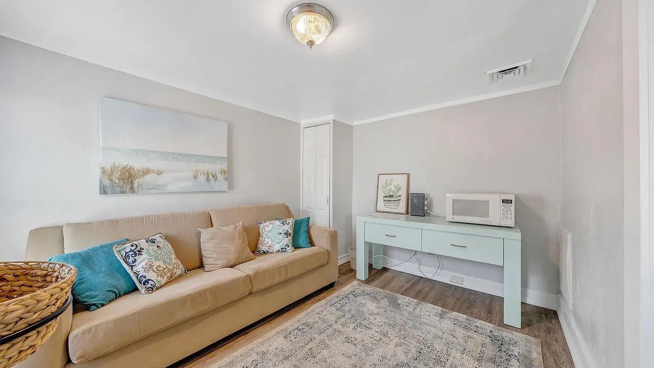 Photo of Livingroom in Roanoke