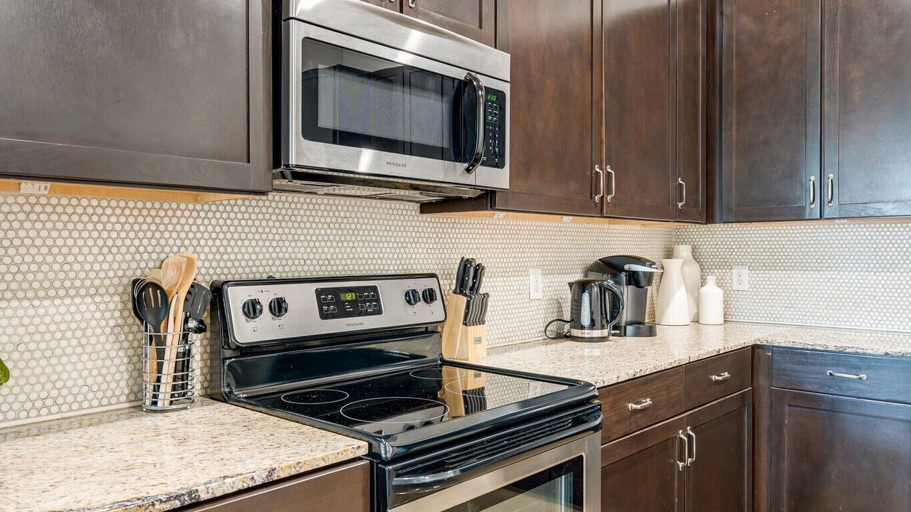 Photo of Kitchen in Hillsboro West End