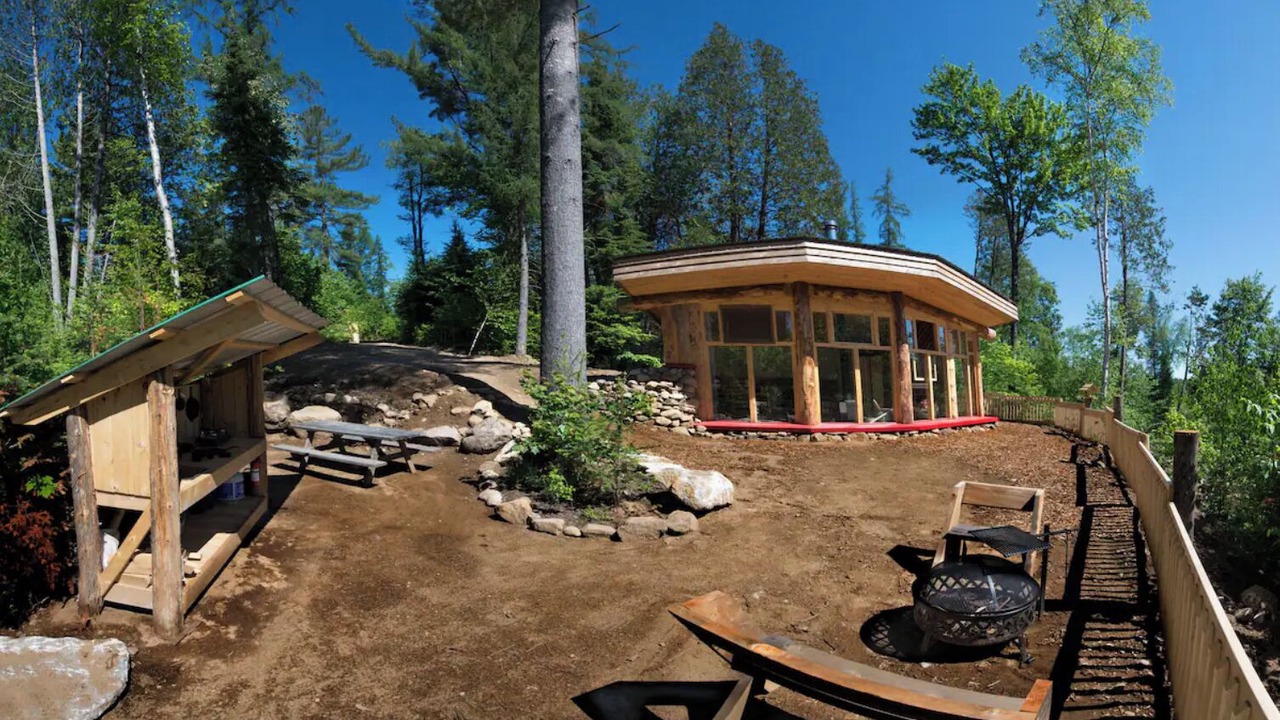 Photo of Outdoor in Lakeview