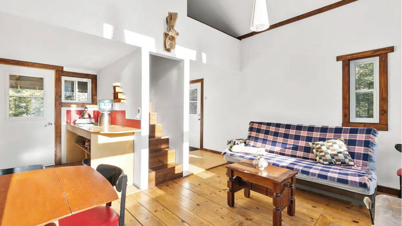 Photo of Livingroom in Lakeview